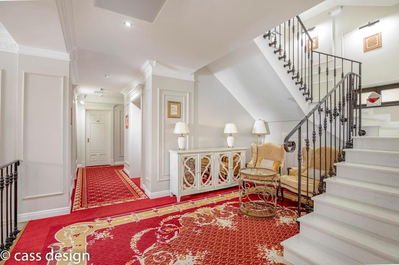 Hotel Versay Băile Herculane المظهر الخارجي الصورة